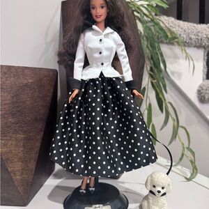 2003 Barbie Talk of the Town Special Edition #B6378